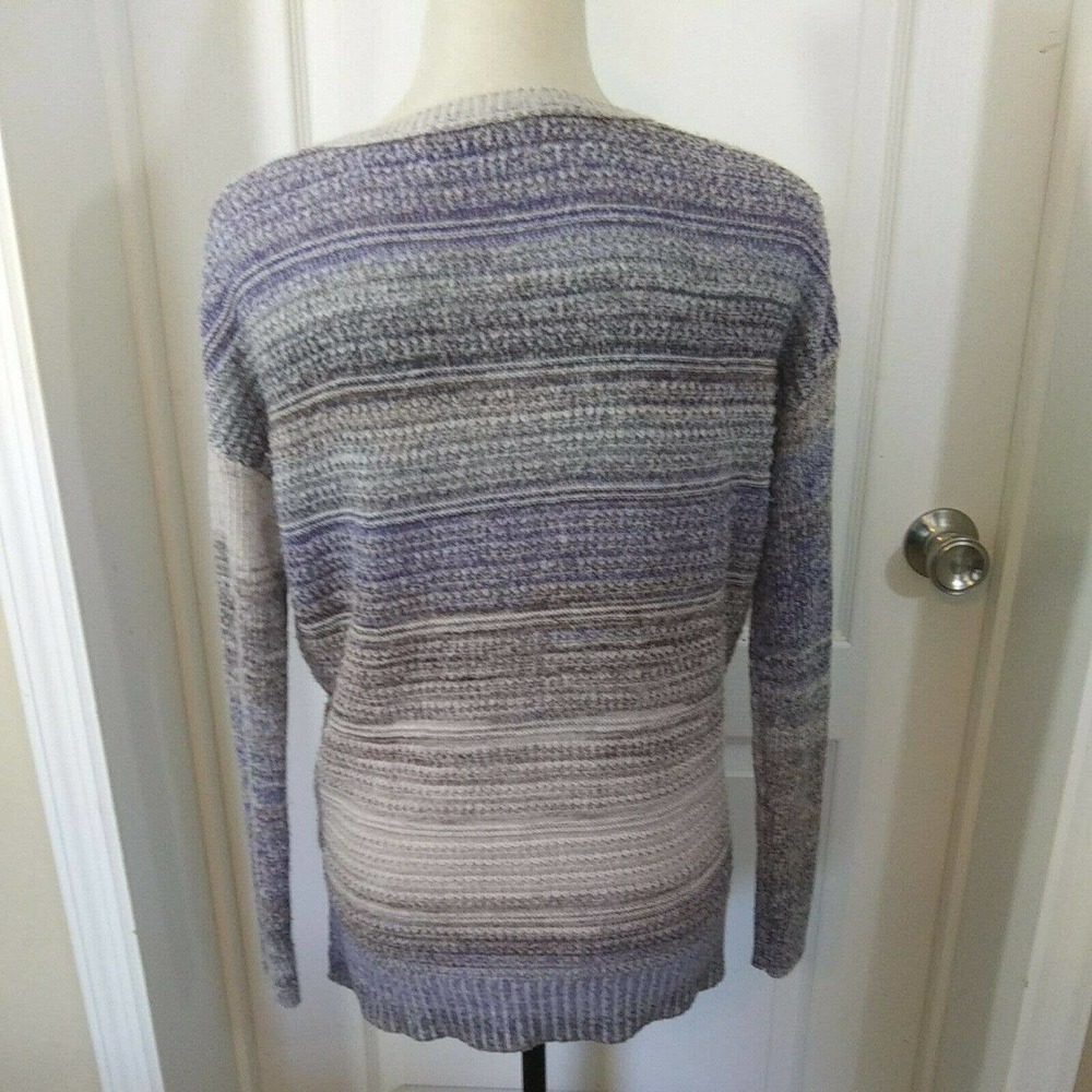 Knox Rose Gray V Neck Boho Sweater - Picture 6 of 8